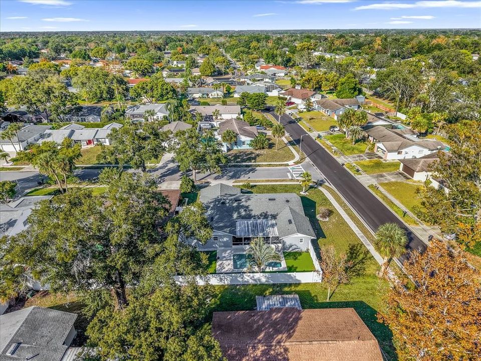 Active With Contract: $445,000 (3 beds, 2 baths, 1652 Square Feet)