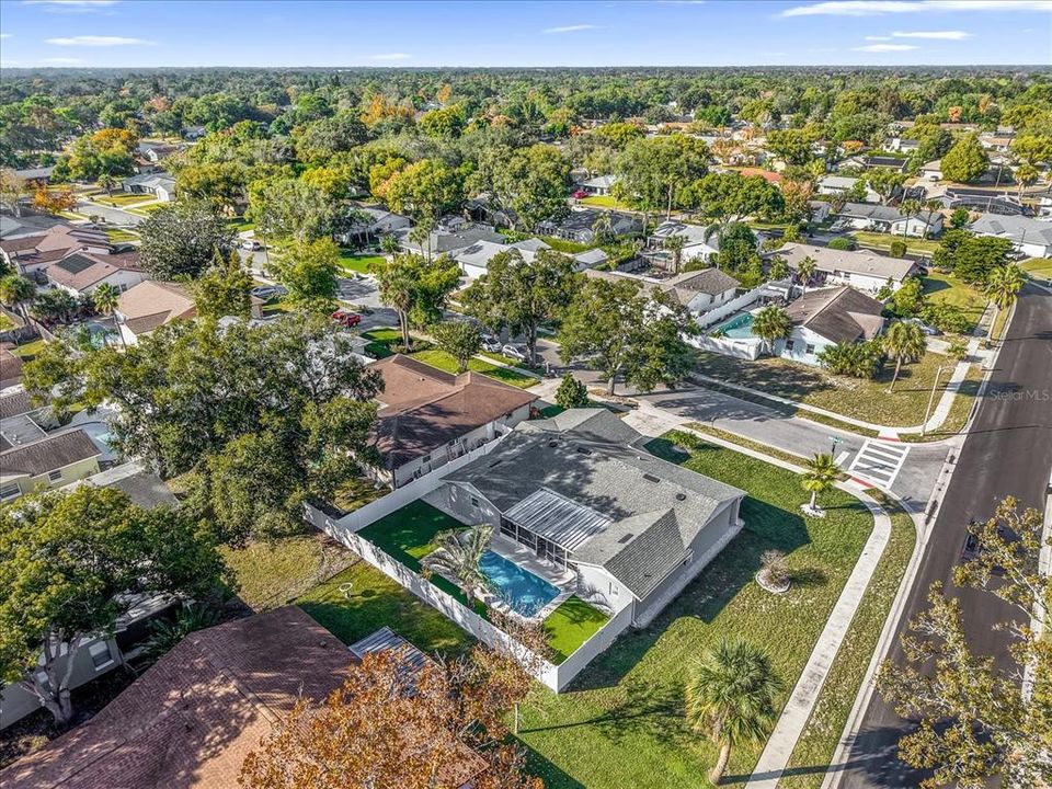 Active With Contract: $445,000 (3 beds, 2 baths, 1652 Square Feet)