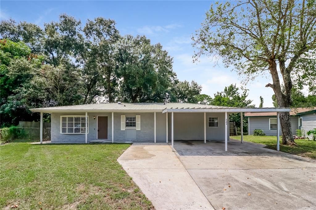 For Rent: $2,085 (4 beds, 2 baths, 1525 Square Feet)