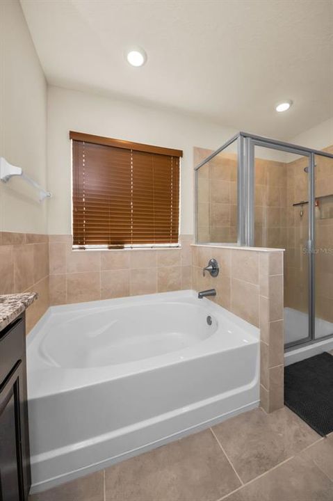 На продажу: $539,000 (4 спален, 3 ванн, 3362 Квадратных фут)