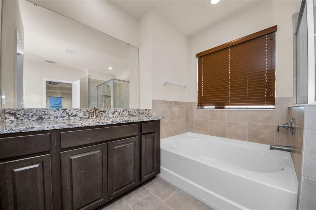 На продажу: $539,000 (4 спален, 3 ванн, 3362 Квадратных фут)