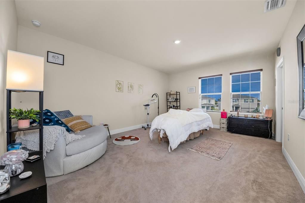 На продажу: $539,000 (4 спален, 3 ванн, 3362 Квадратных фут)