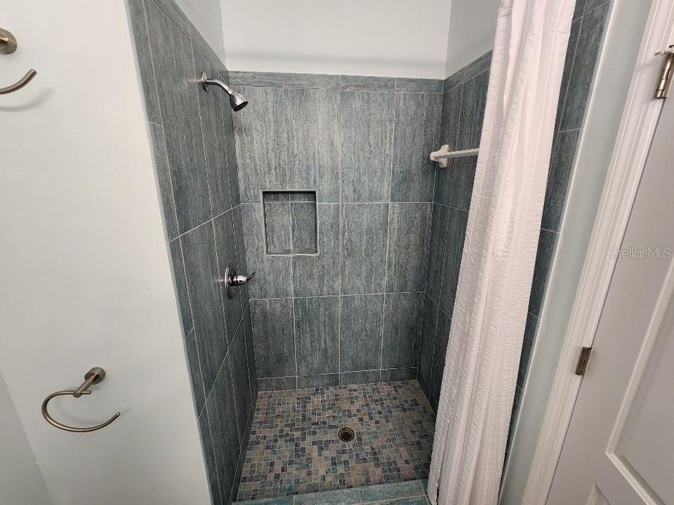 En Renta: $4,950 (3 camas, 3 baños, 1027 Pies cuadrados)