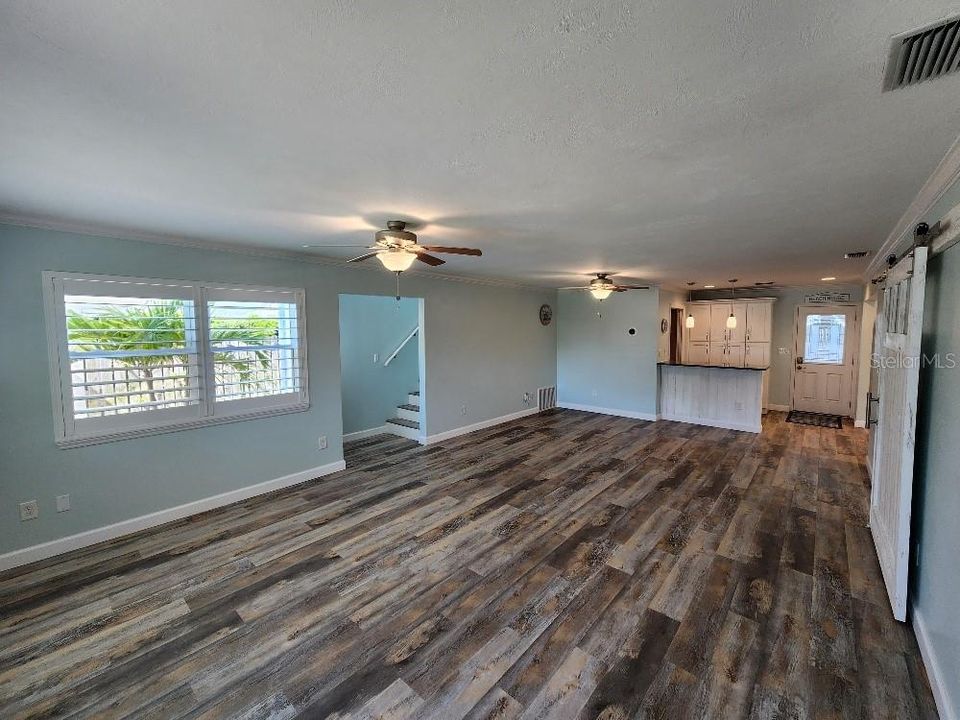 En Renta: $4,950 (3 camas, 3 baños, 1027 Pies cuadrados)