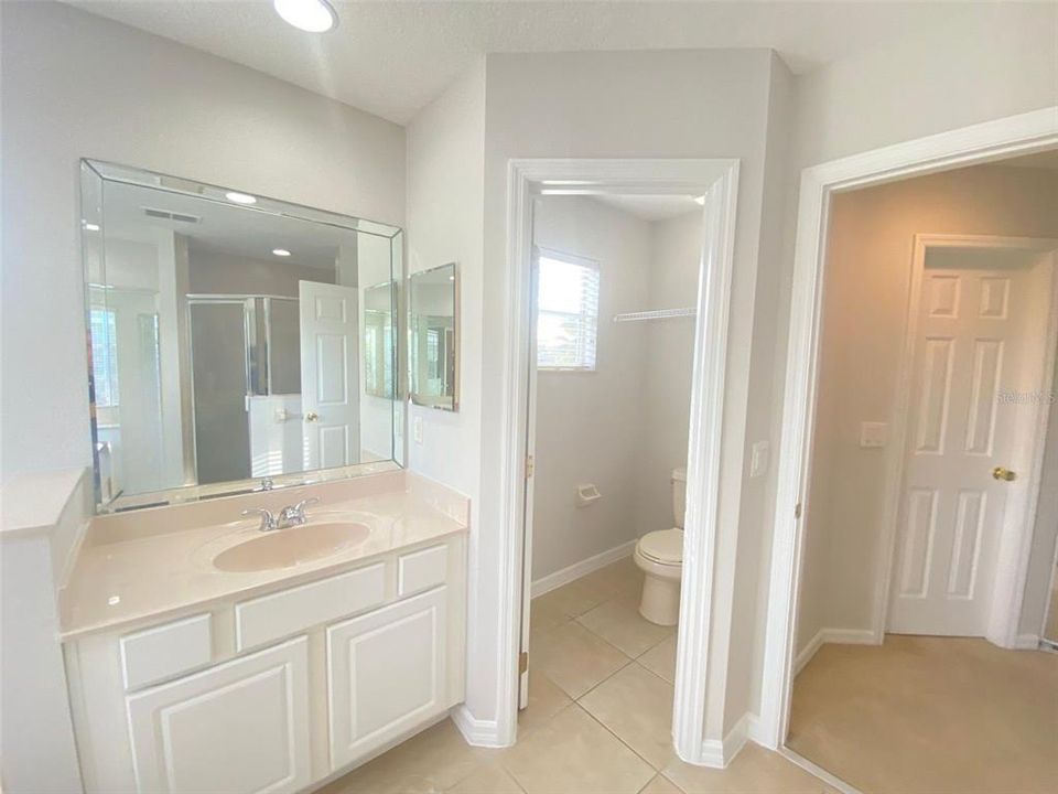 В аренду: $2,895 (5 спален, 3 ванн, 2978 Квадратных фут)