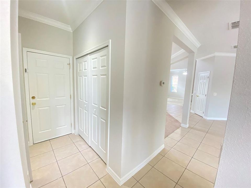 В аренду: $2,895 (5 спален, 3 ванн, 2978 Квадратных фут)