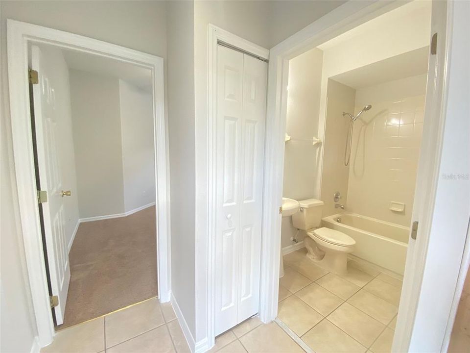 В аренду: $2,895 (5 спален, 3 ванн, 2978 Квадратных фут)