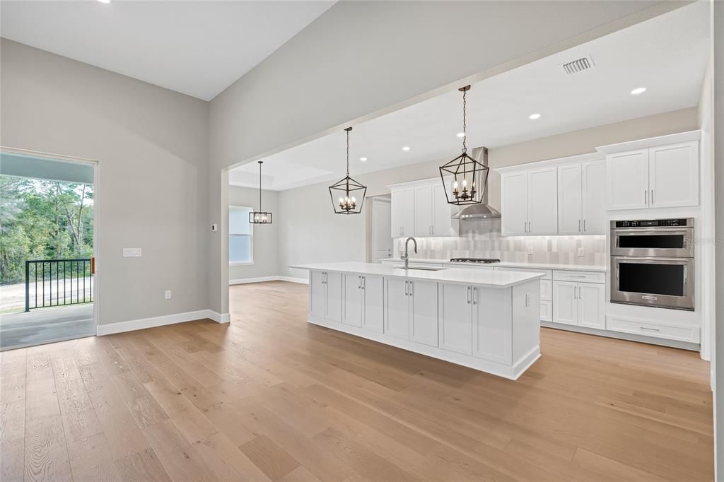 En Venta: $1,024,000 (4 camas, 3 baños, 2898 Pies cuadrados)