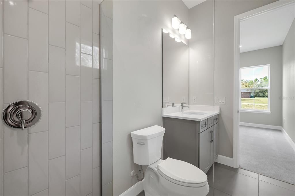 En Venta: $1,024,000 (4 camas, 3 baños, 2898 Pies cuadrados)