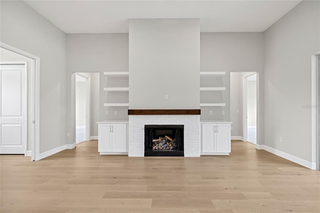 En Venta: $1,024,000 (4 camas, 3 baños, 2898 Pies cuadrados)