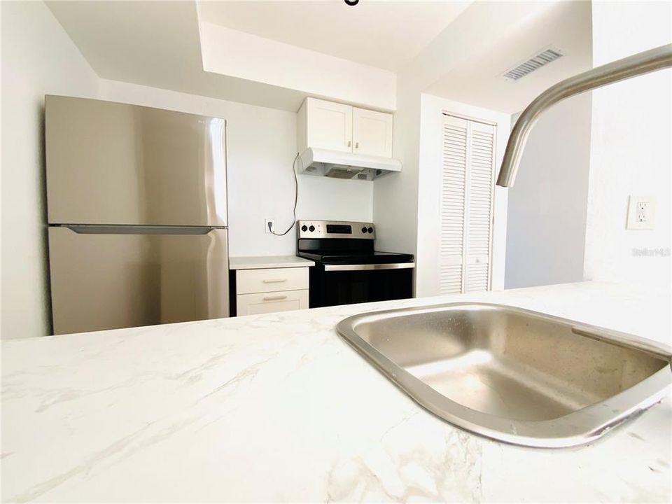 待售: $109,500 (1 贝兹, 1 浴室, 626 平方英尺)