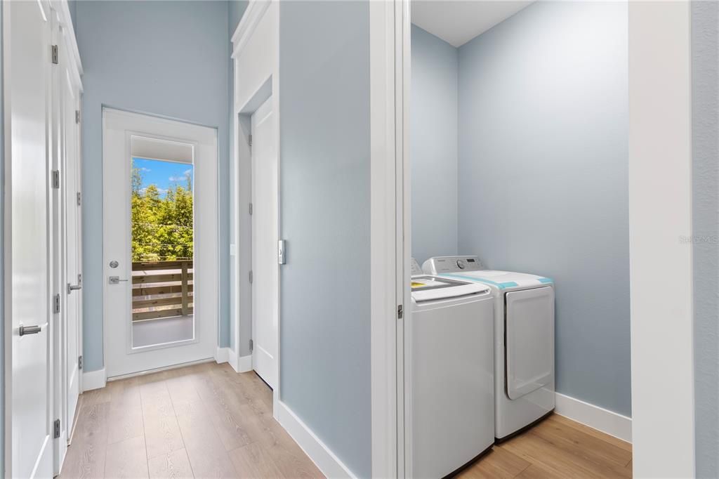 For Sale: $844,500 (3 beds, 2 baths, 1848 Square Feet)