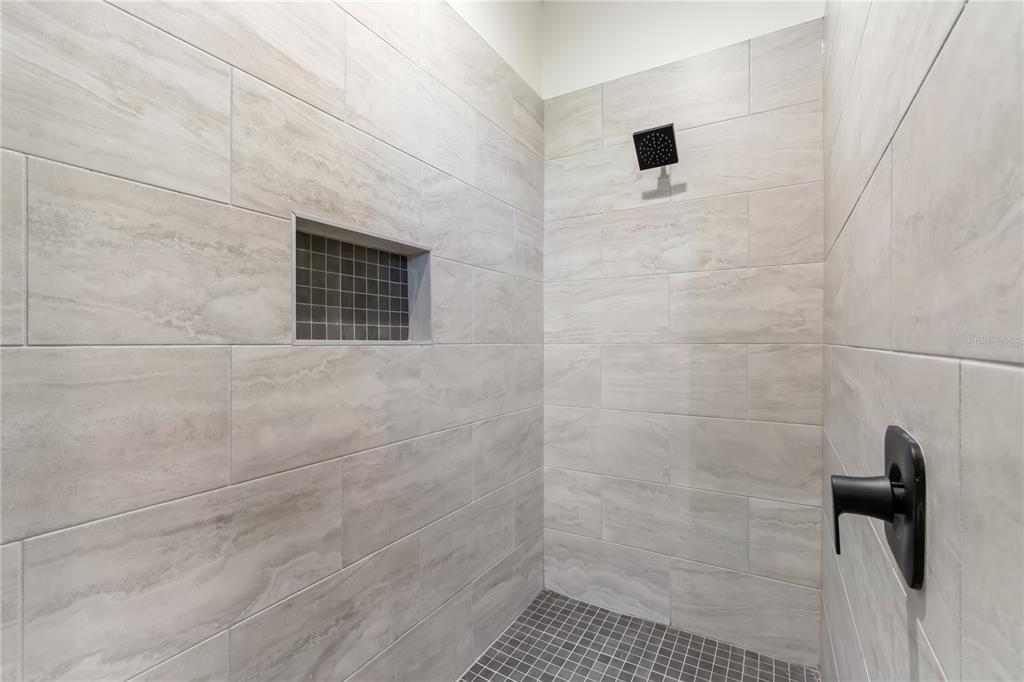 For Sale: $844,500 (3 beds, 2 baths, 1848 Square Feet)