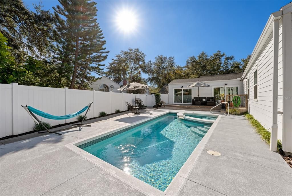 待售: $1,279,900 (4 贝兹, 3 浴室, 2241 平方英尺)