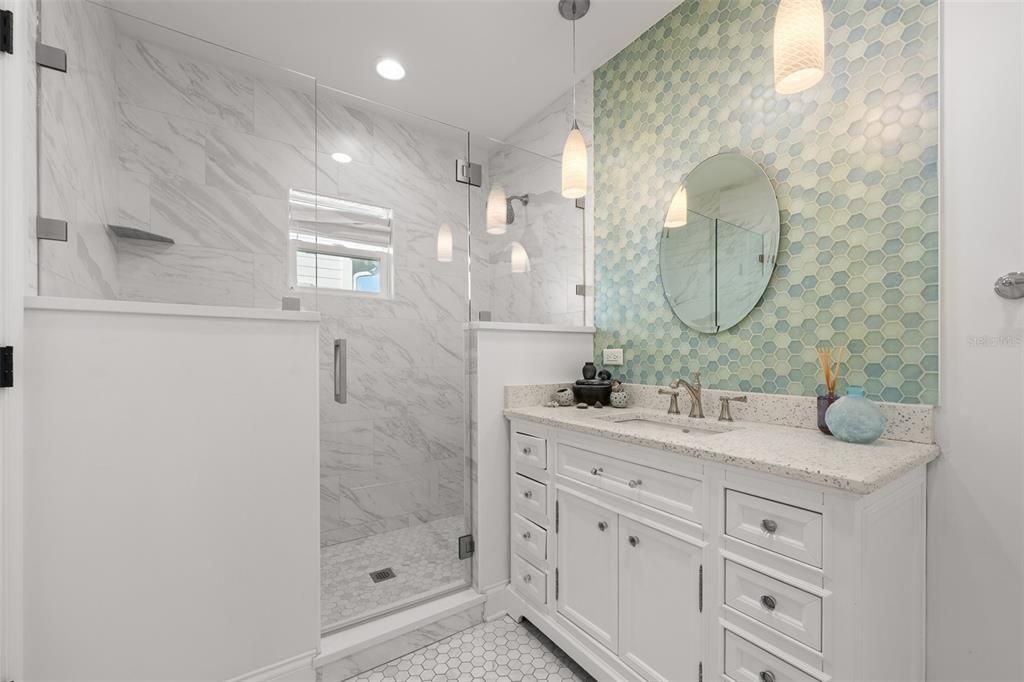 待售: $1,279,900 (4 贝兹, 3 浴室, 2241 平方英尺)