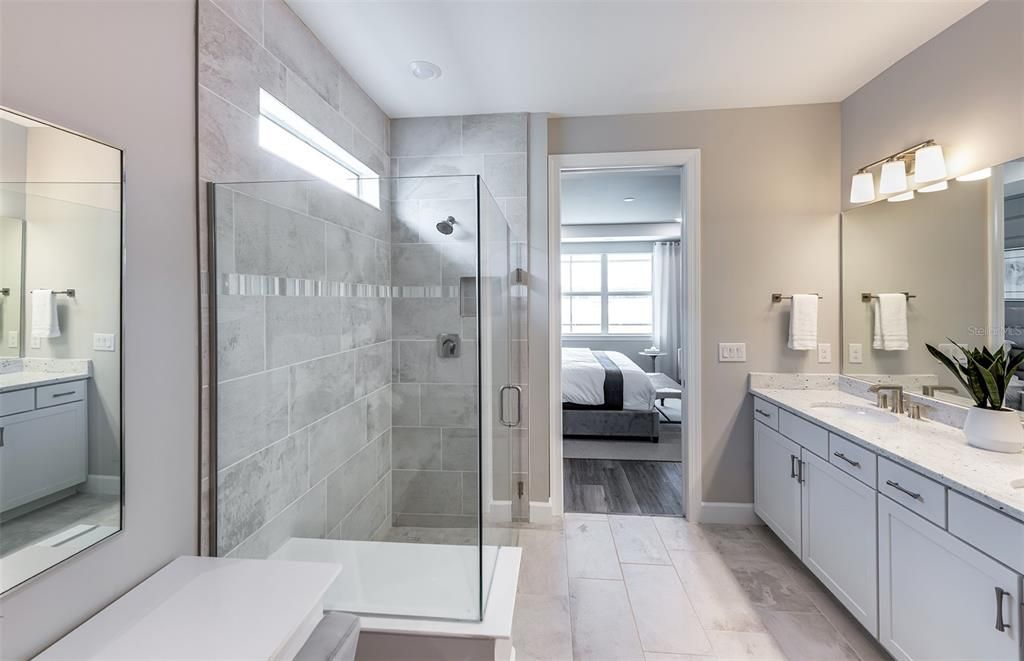 Active With Contract: $711,755 (3 beds, 3 baths, 2229 Square Feet)