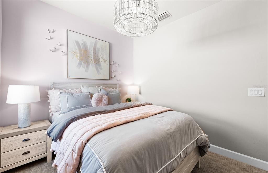 Active With Contract: $711,755 (3 beds, 3 baths, 2229 Square Feet)