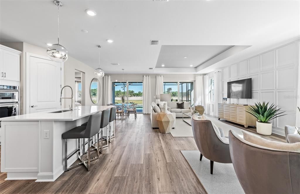 Active With Contract: $711,755 (3 beds, 3 baths, 2229 Square Feet)