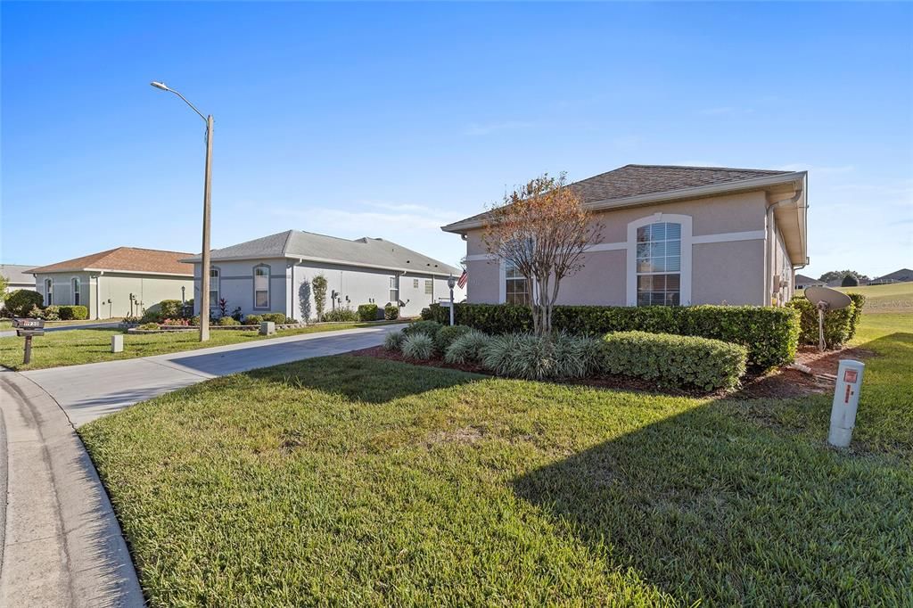 For Rent: $4,500 (2 beds, 2 baths, 1583 Square Feet)