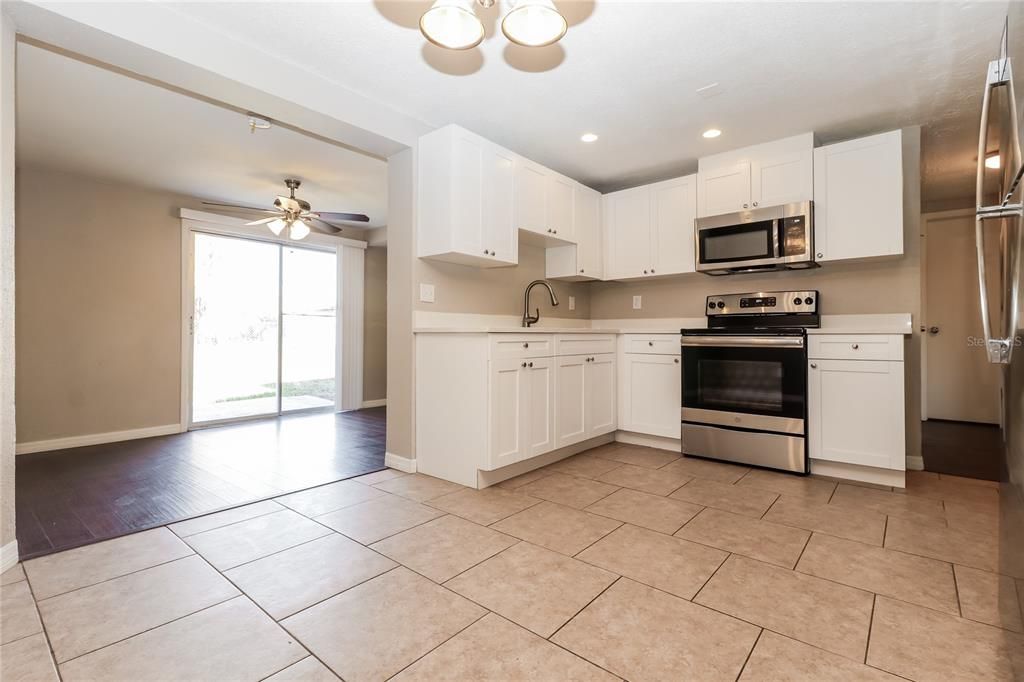 En Renta: $1,845 (3 camas, 2 baños, 1499 Pies cuadrados)