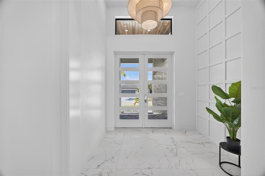 For Sale: $1,890,000 (3 beds, 3 baths, 2914 Square Feet)