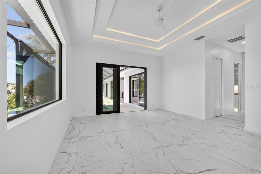 For Sale: $1,890,000 (3 beds, 3 baths, 2914 Square Feet)