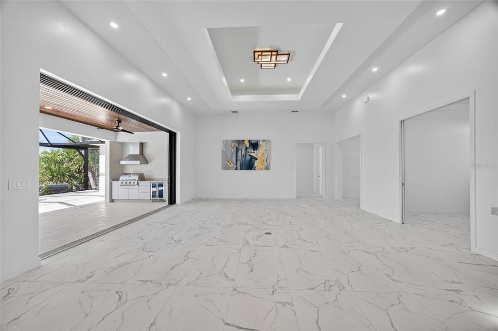 For Sale: $1,890,000 (3 beds, 3 baths, 2914 Square Feet)