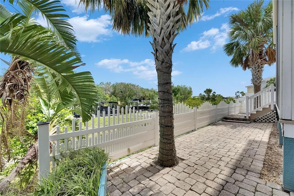 For Rent: $3,000 (3 beds, 3 baths, 2026 Square Feet)