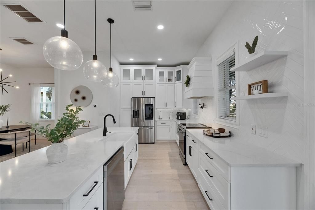 For Rent: $3,000 (3 beds, 3 baths, 2026 Square Feet)