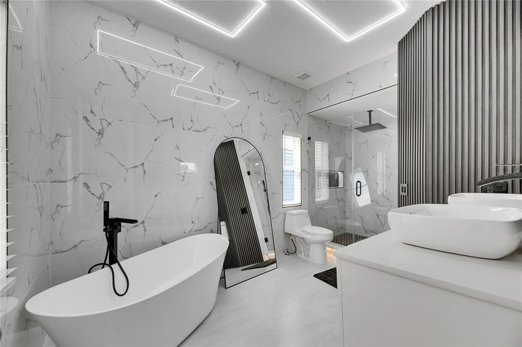 For Rent: $3,000 (3 beds, 3 baths, 2026 Square Feet)