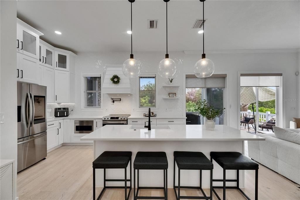 For Rent: $3,000 (3 beds, 3 baths, 2026 Square Feet)