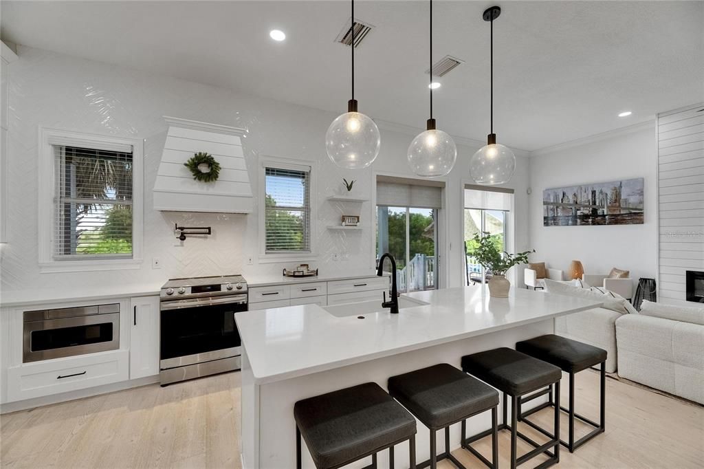 For Rent: $3,000 (3 beds, 3 baths, 2026 Square Feet)