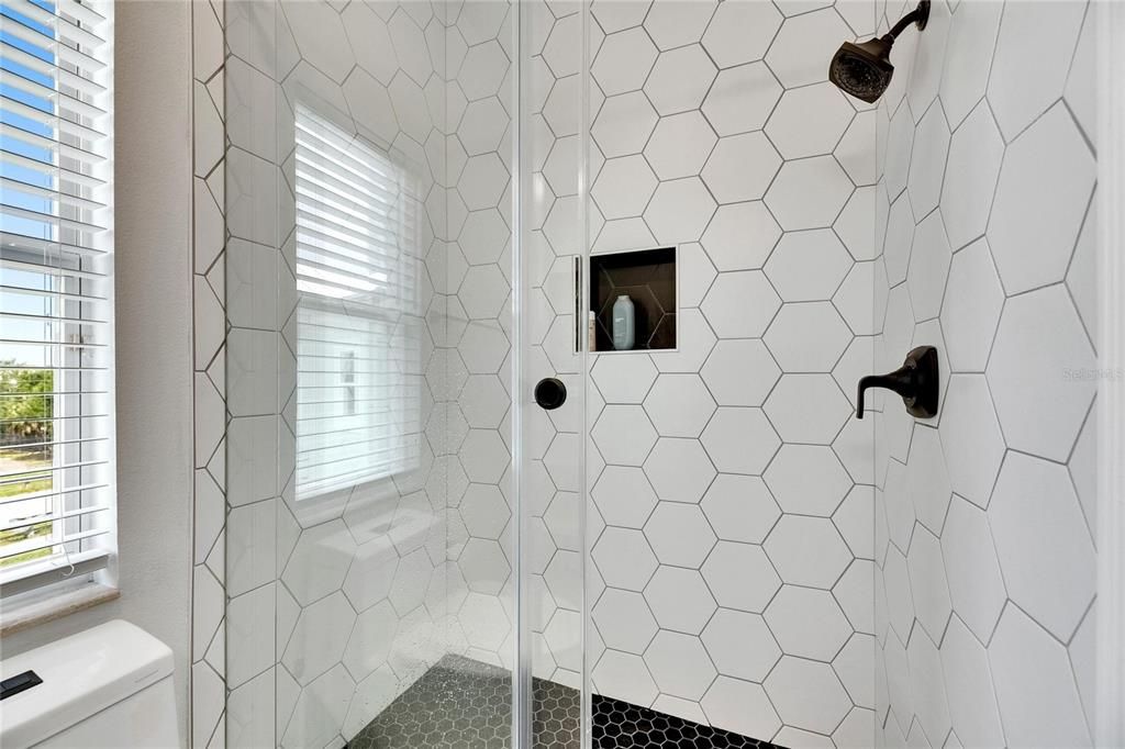 For Rent: $3,000 (3 beds, 3 baths, 2026 Square Feet)