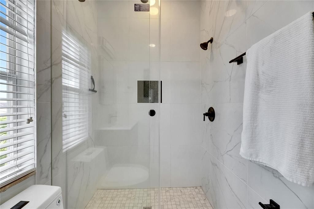 For Rent: $3,000 (3 beds, 3 baths, 2026 Square Feet)