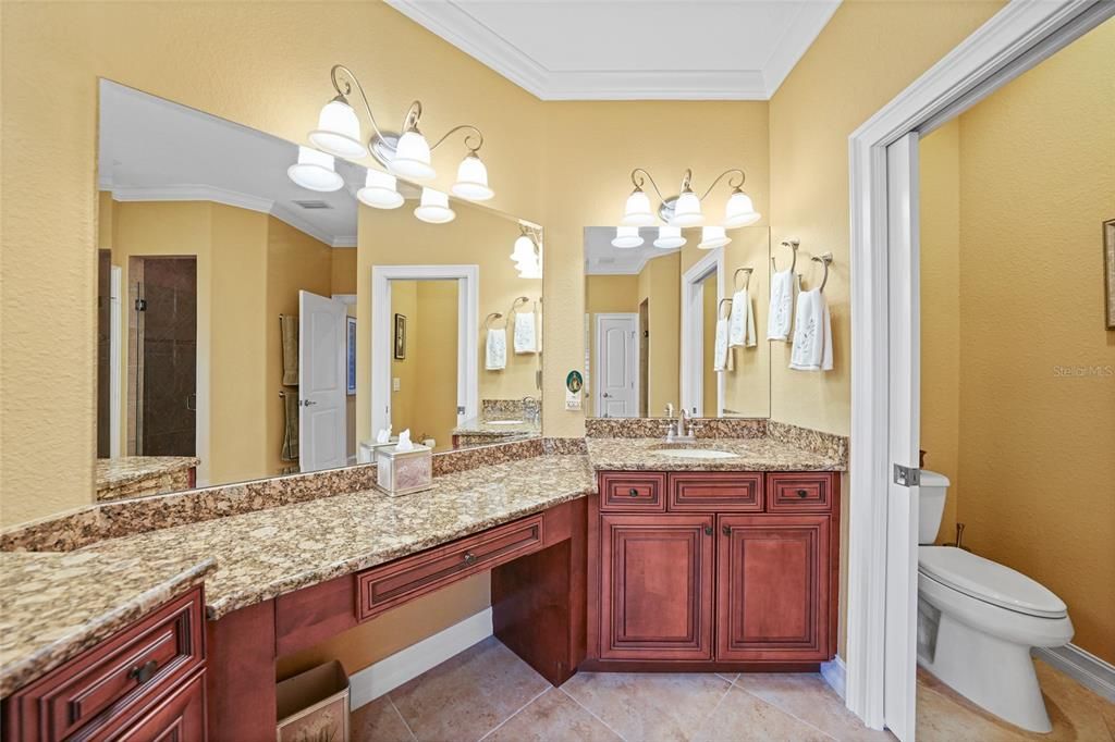 For Sale: $1,100,000 (3 beds, 2 baths, 2604 Square Feet)