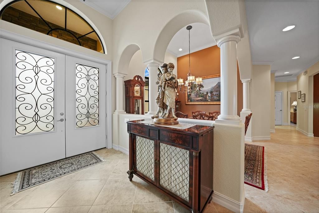 For Sale: $1,100,000 (3 beds, 2 baths, 2604 Square Feet)