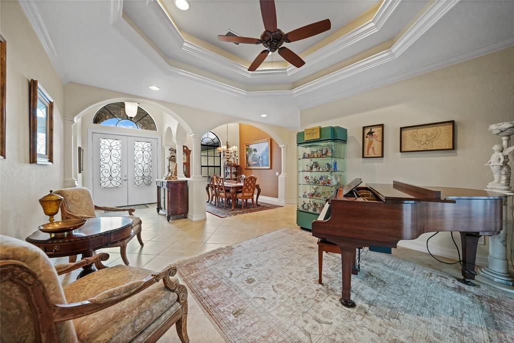 For Sale: $1,100,000 (3 beds, 2 baths, 2604 Square Feet)