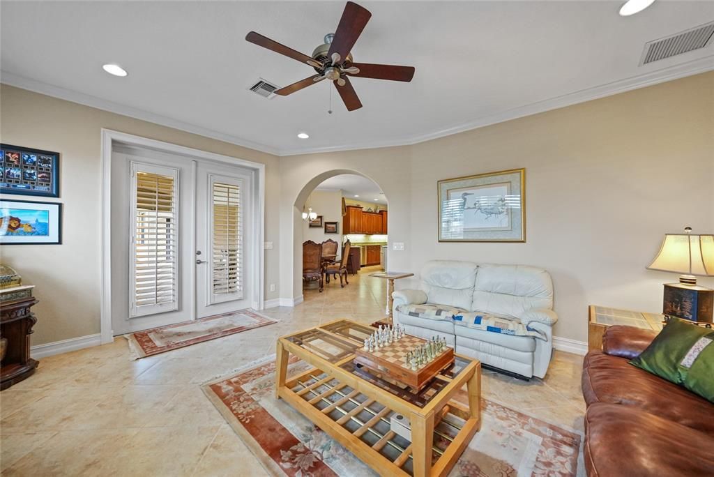 For Sale: $1,100,000 (3 beds, 2 baths, 2604 Square Feet)