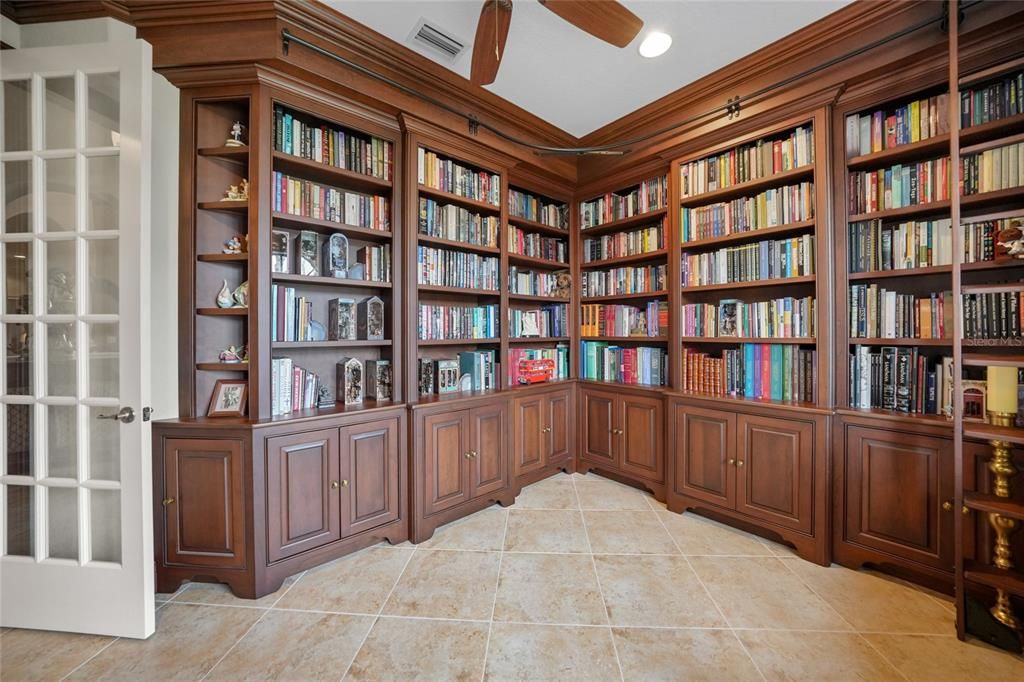 For Sale: $1,100,000 (3 beds, 2 baths, 2604 Square Feet)