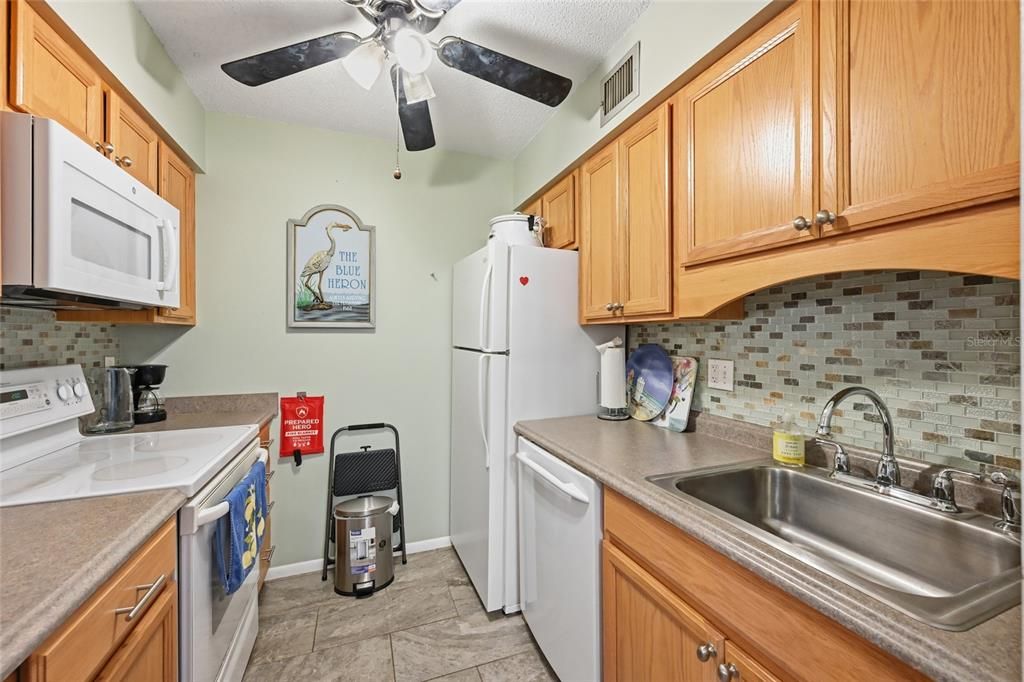 En Venta: $315,000 (1 camas, 1 baños, 857 Pies cuadrados)