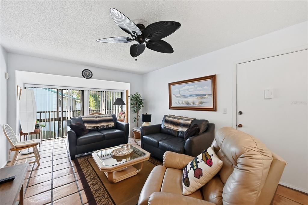 En Venta: $315,000 (1 camas, 1 baños, 857 Pies cuadrados)