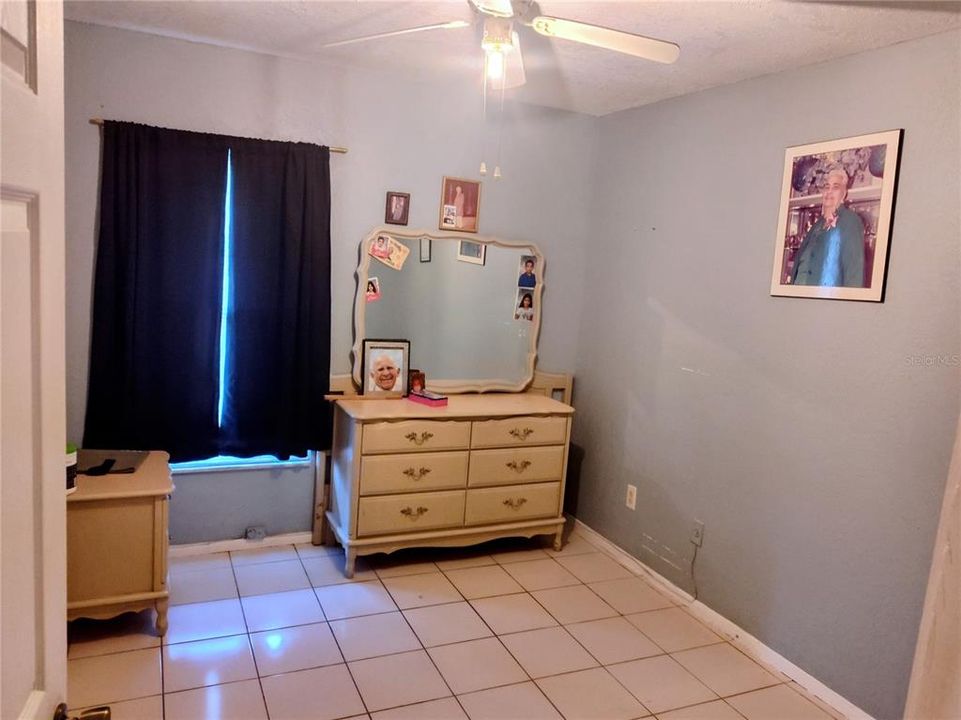 For Sale: $329,900 (3 beds, 1 baths, 1175 Square Feet)