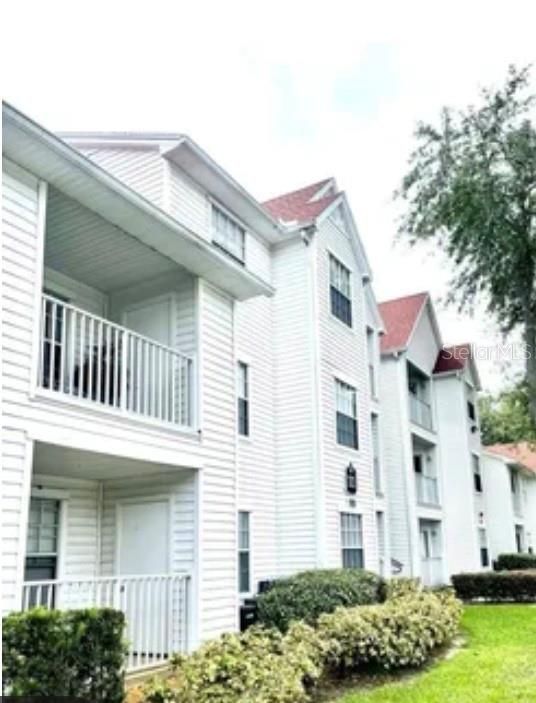 For Sale: $169,900 (1 beds, 1 baths, 754 Square Feet)