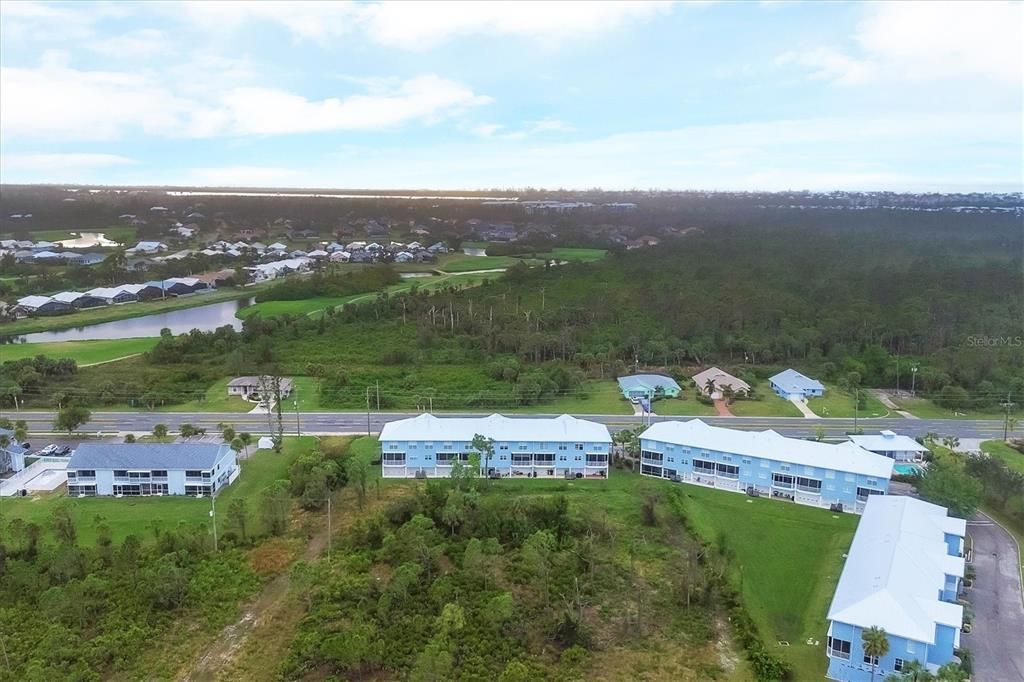 合同活跃: $275,000 (3 贝兹, 2 浴室, 2044 平方英尺)