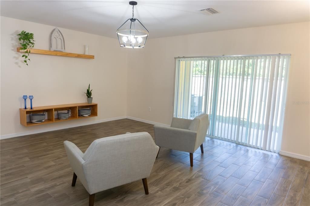 На продажу: $252,500 (3 спален, 2 ванн, 1478 Квадратных фут)