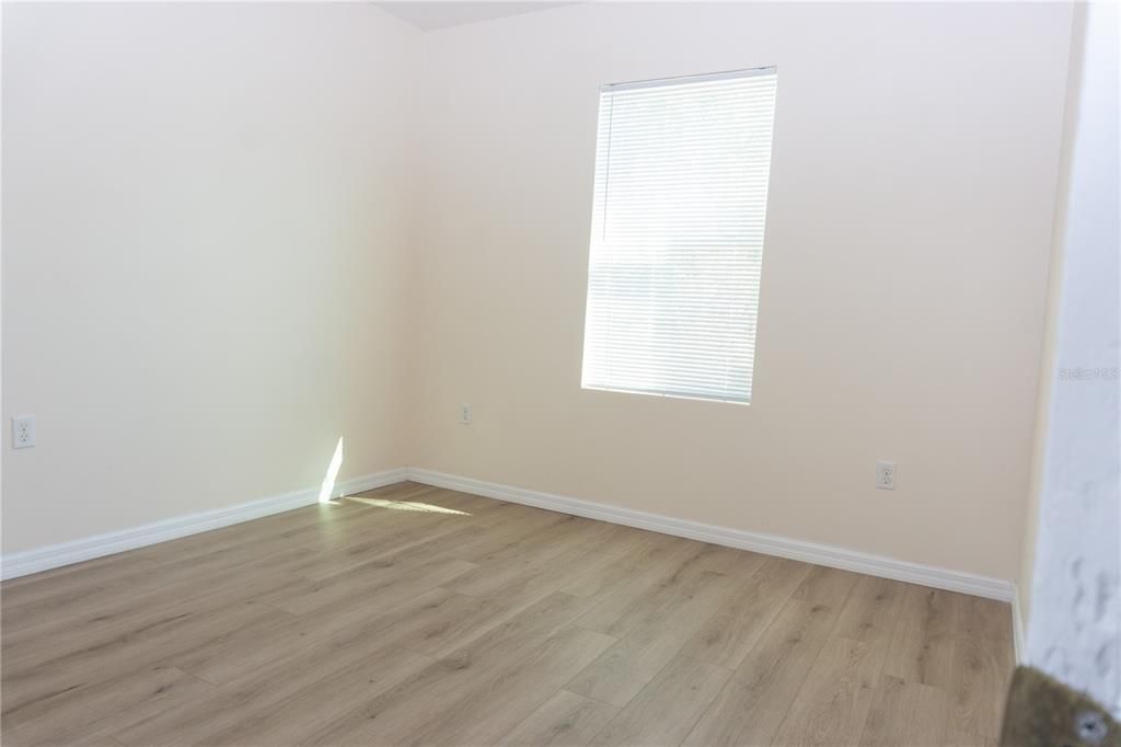 На продажу: $252,500 (3 спален, 2 ванн, 1478 Квадратных фут)