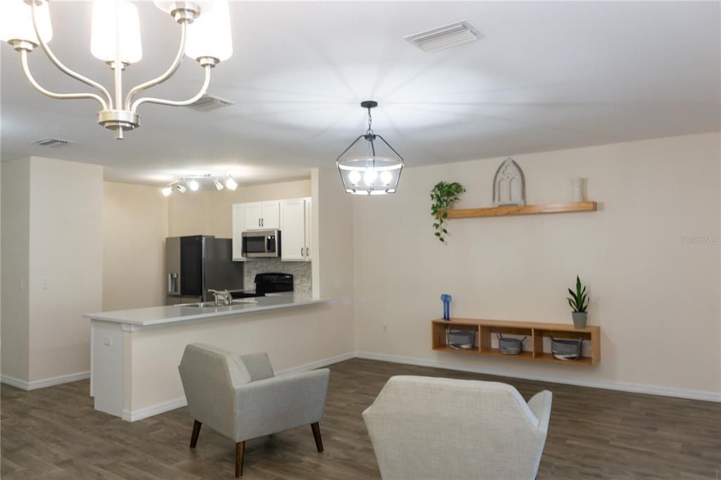 На продажу: $252,500 (3 спален, 2 ванн, 1478 Квадратных фут)