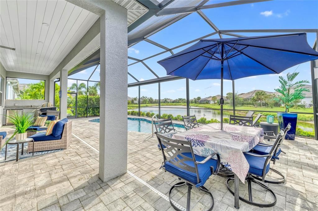 待售: $969,000 (3 贝兹, 2 浴室, 2420 平方英尺)