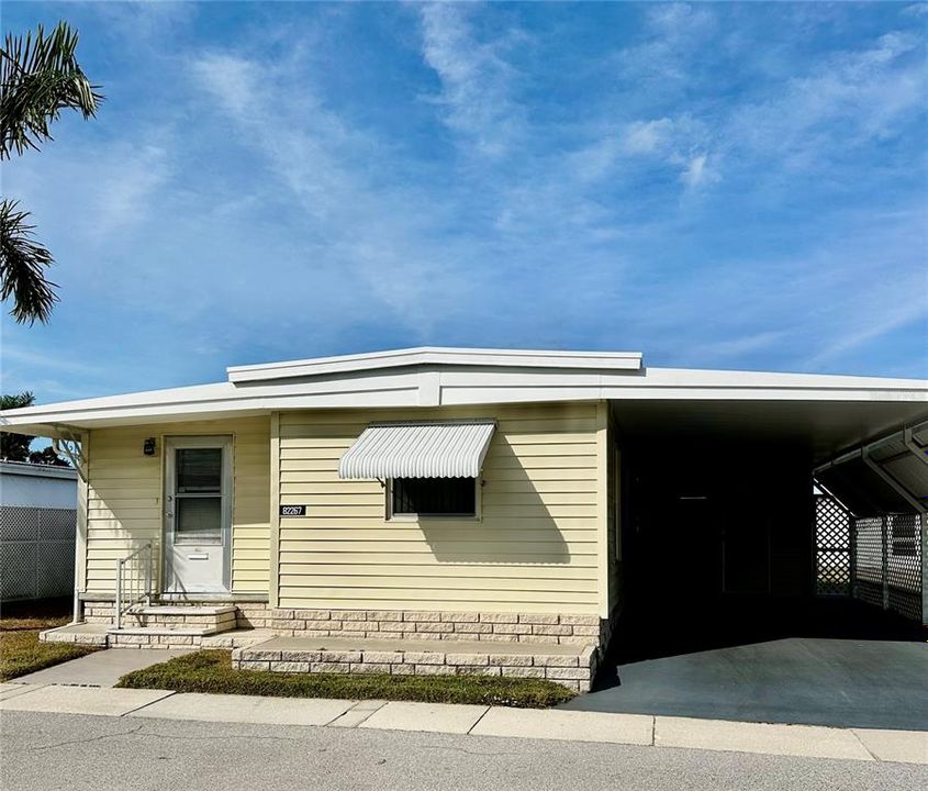 En Venta: $85,400 (2 camas, 1 baños, 660 Pies cuadrados)