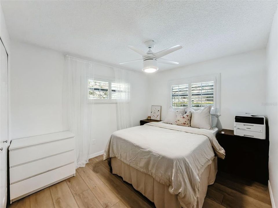 Activo con contrato: $750,000 (4 camas, 2 baños, 2111 Pies cuadrados)